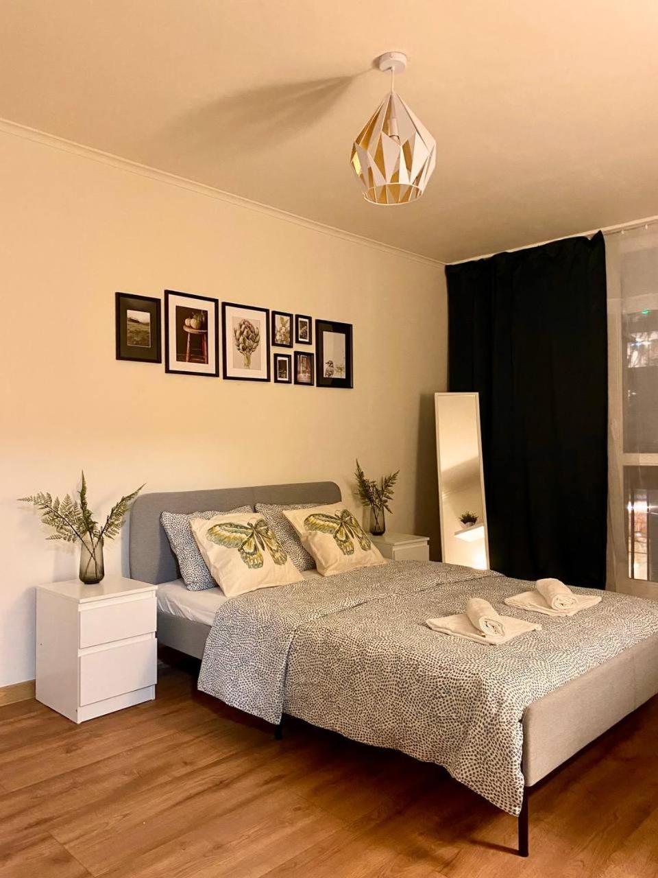 Halby Rooms Rondo Onz Varşova Dış mekan fotoğraf