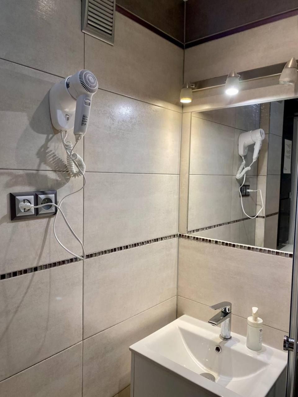 Halby Rooms Rondo Onz Varşova Dış mekan fotoğraf